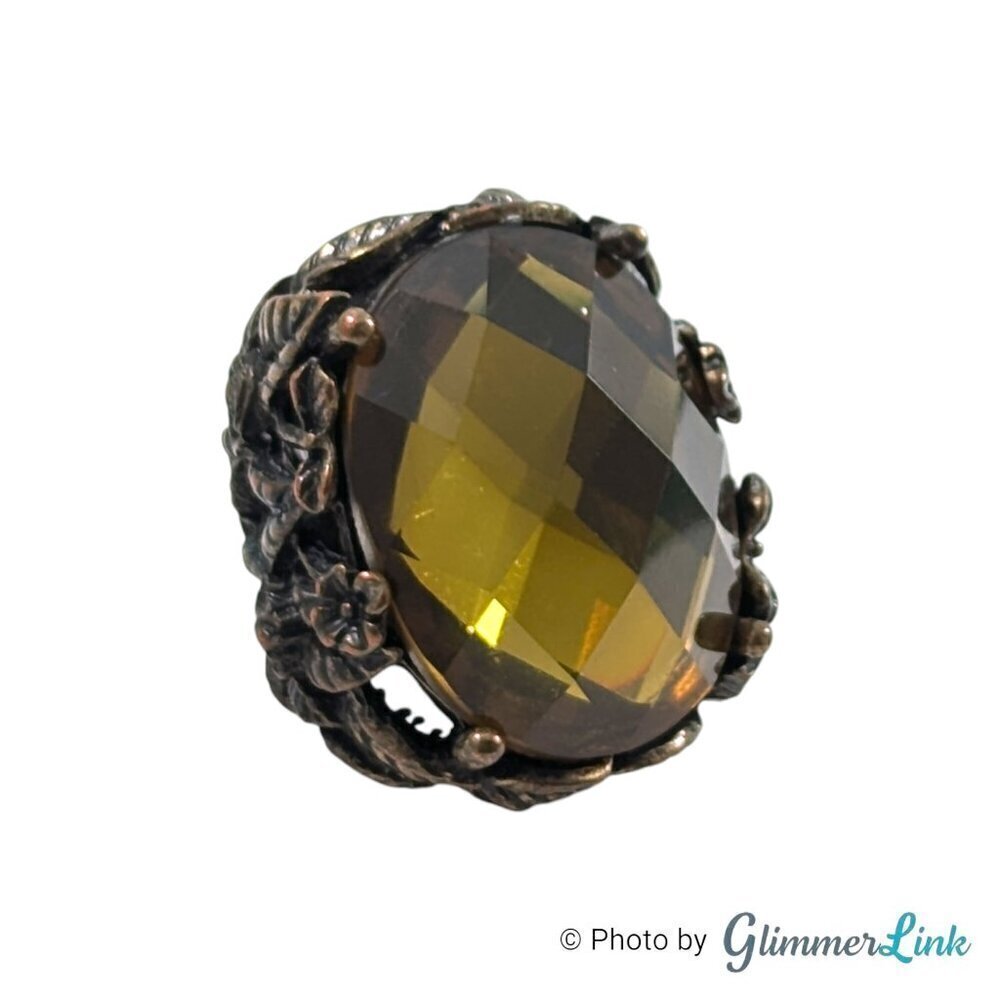 Chunky Nature Themed Faceted Green Acrylic Brass Tone Statement Ring Sz 4